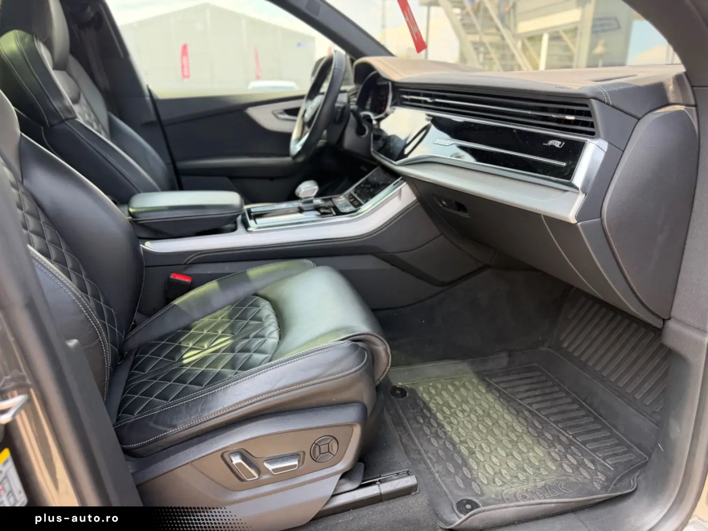 AUDI SQ8 4.0 TFSI quattro