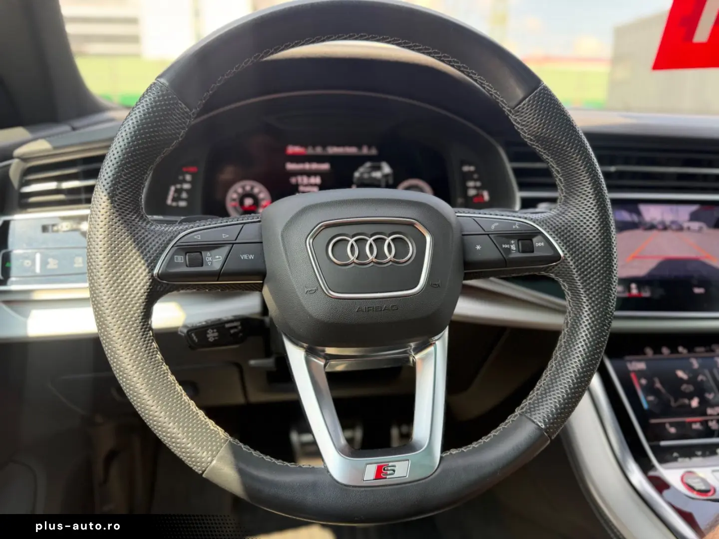 AUDI SQ8 4.0 TFSI quattro