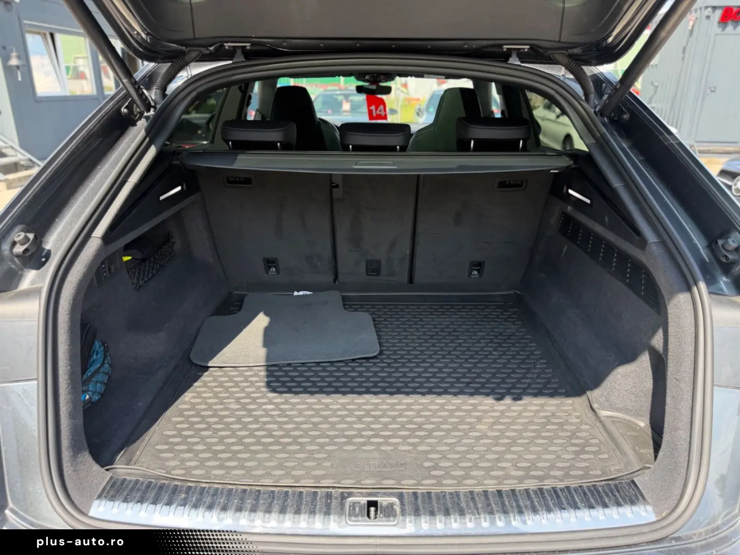 AUDI SQ8 4.0 TFSI quattro