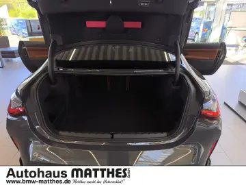 BMW M4 Competition xDrive 360 -Kamera Harman-Kardon