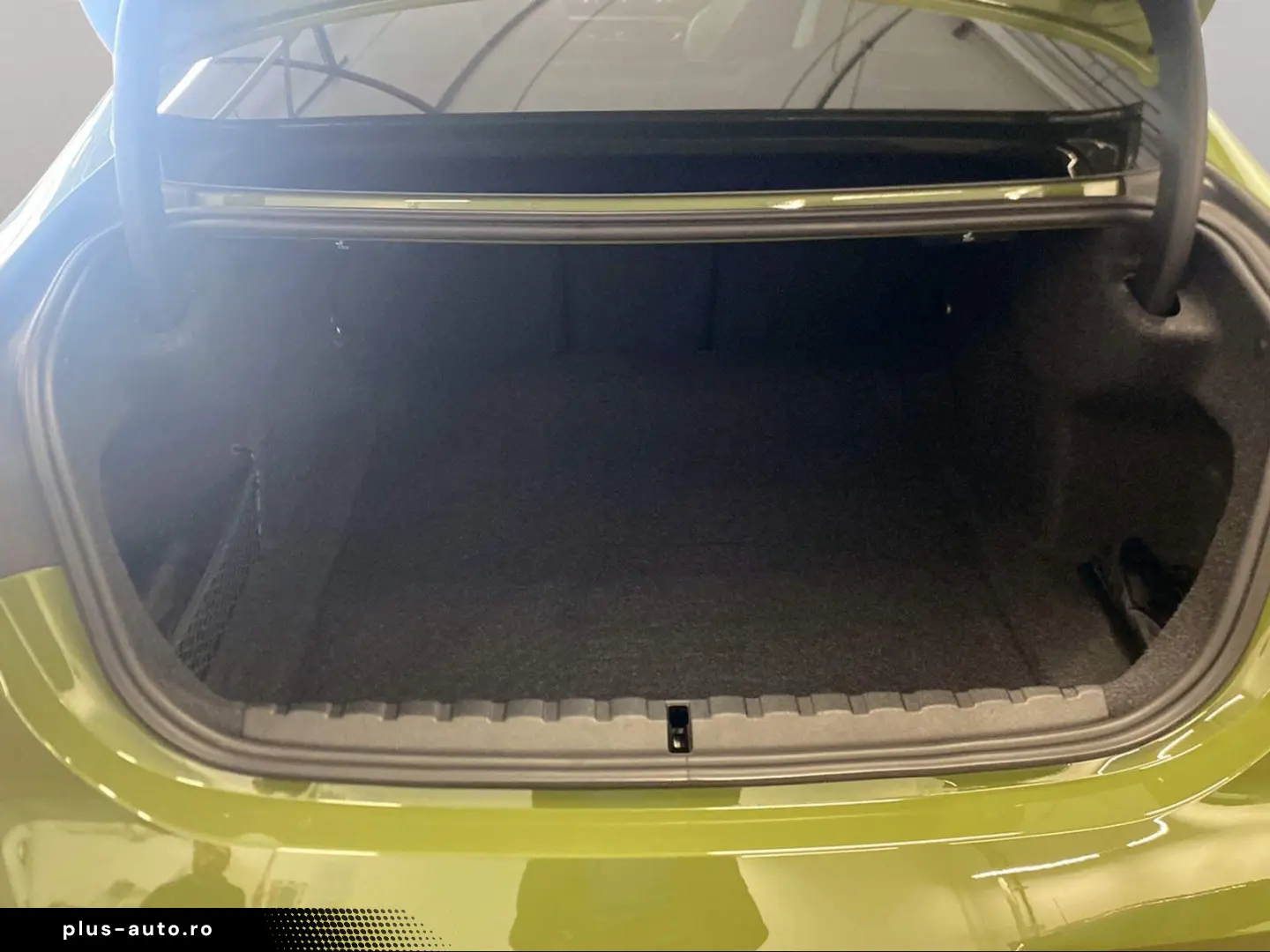 BMW M4 Competition M xDrive Coupé Harman K Laser