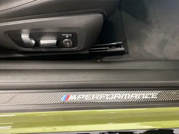 BMW M4 Competition M xDrive Coupé Harman K Laser