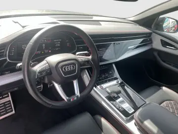 AUDI SQ8 4.0 TFSI