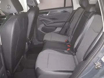 VW Tiguan 2.0TDI DSG 4M 415 -ohne Anzahlung Pano
