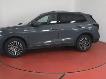 VW Tiguan 2.0TDI DSG 4M 415 -ohne Anzahlung Pano