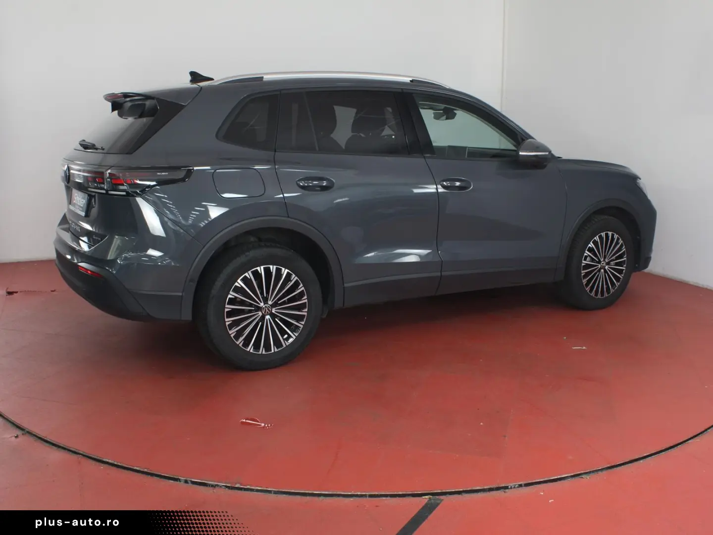 VW Tiguan 2.0TDI DSG 4M 415 -ohne Anzahlung Pano
