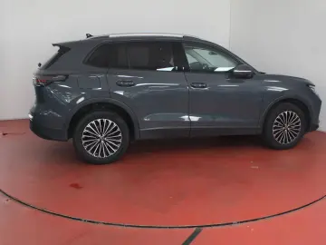 VW Tiguan 2.0TDI DSG 4M 415 -ohne Anzahlung Pano