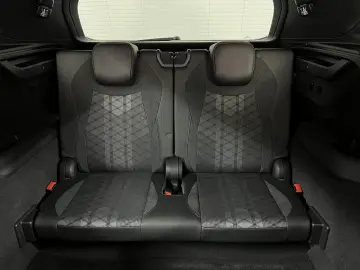 VW Tayron R-Line 7Sitz 2.0TDI 110kW NAVI LED P.Dach