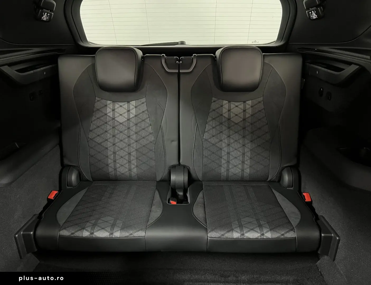 VW Tayron R-Line 7Sitz 2.0TDI 110kW NAVI LED P.Dach