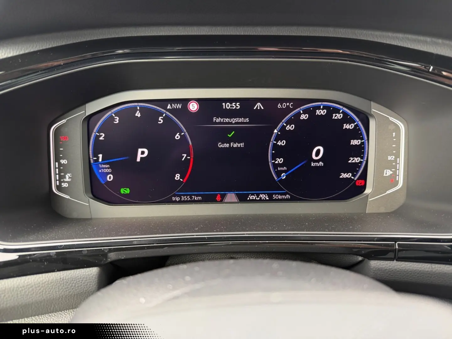 VW T-Roc R-Line 2.0 l TSI OPF 4MOTION 140 k W (190