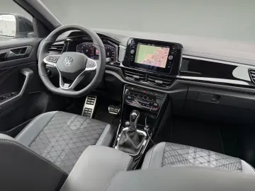 VW T-Roc R-Line 2.0 l TSI OPF 4MOTION 140 k W (190