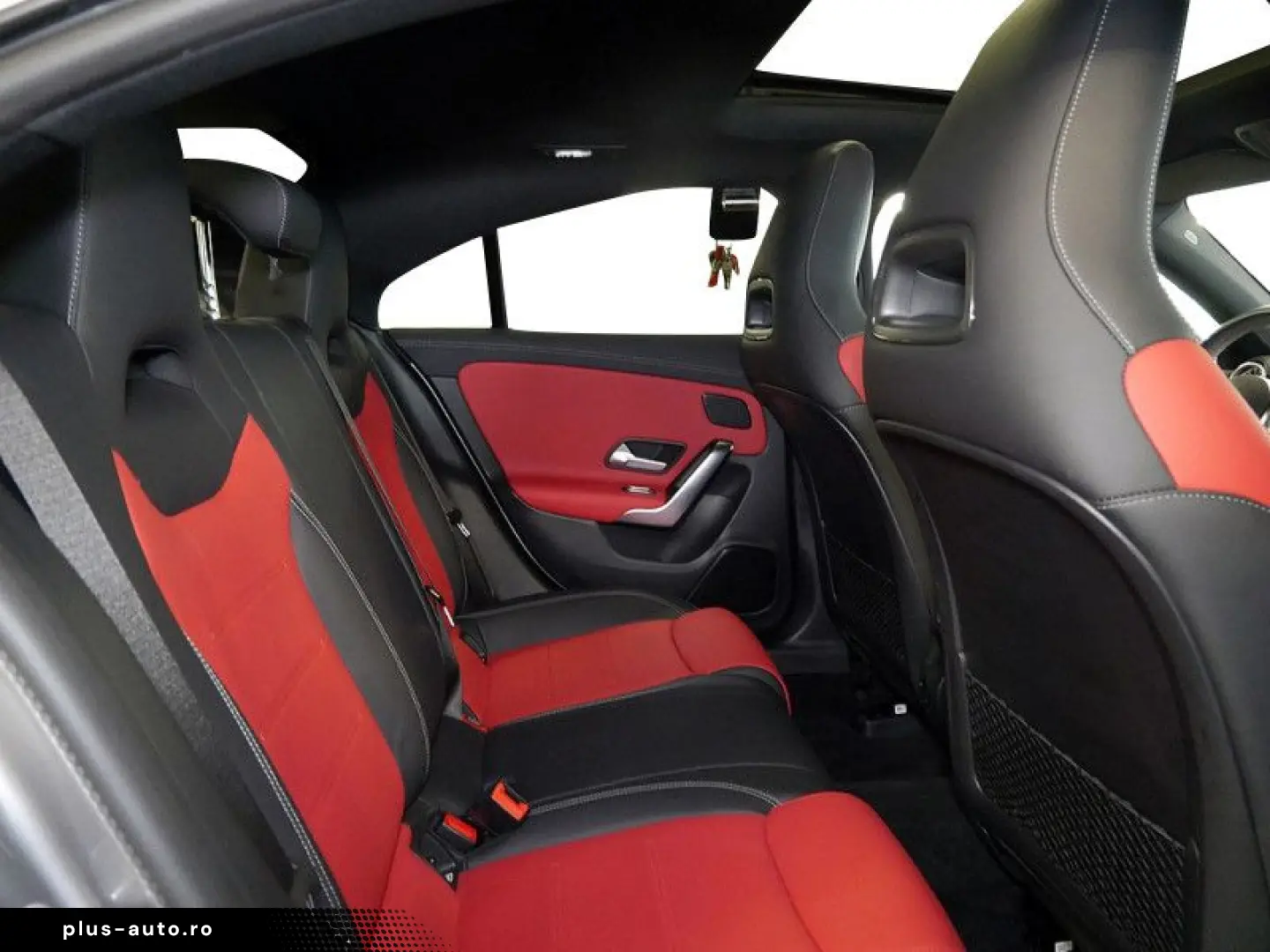 MERCEDES-BENZ CLA 200 Coupé    AMG DISTR KAMERA PANO