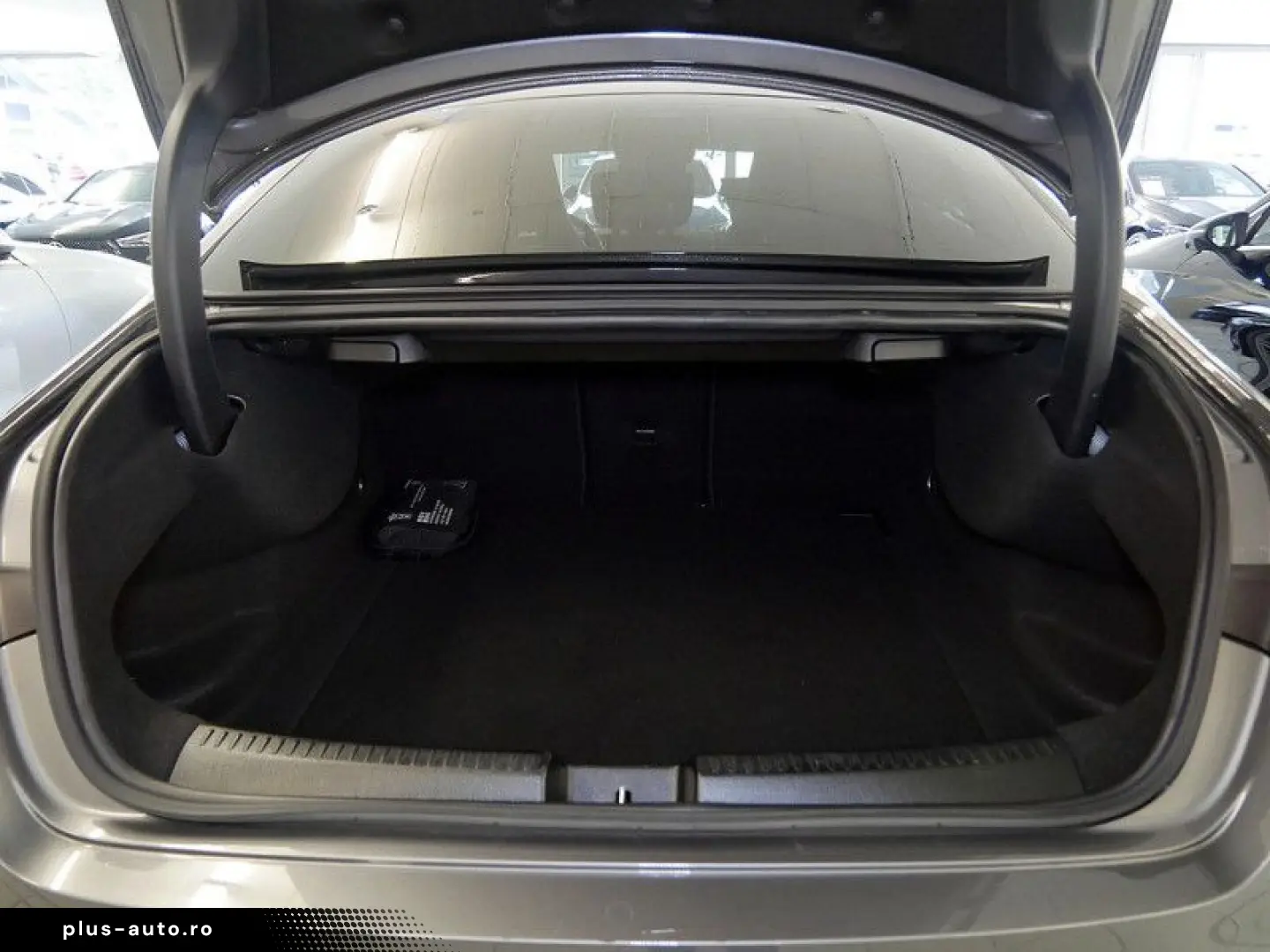 MERCEDES-BENZ CLA 200 Coupé    AMG DISTR KAMERA PANO
