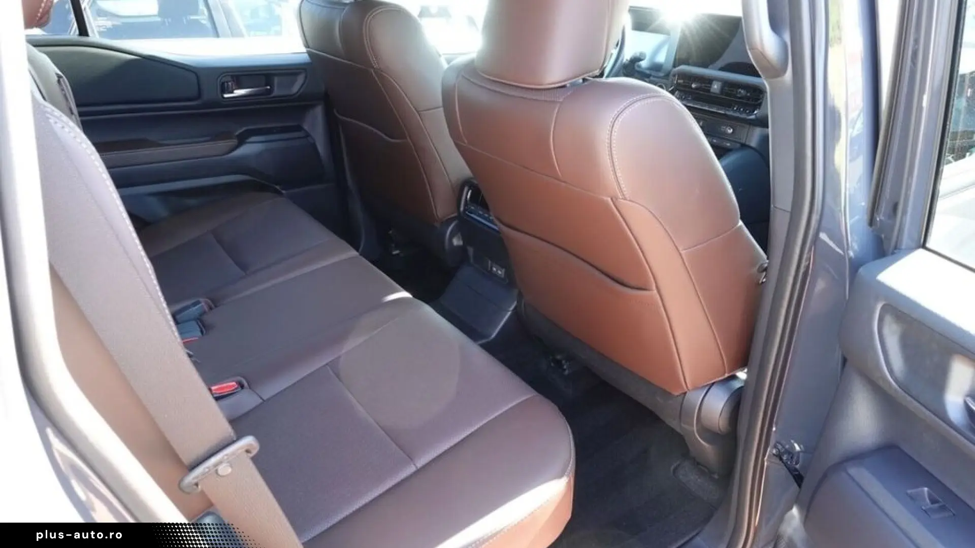 Toyota Land Cruiser 2.8 D-4D 8AT Invincible 360