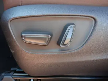 Toyota Land Cruiser 2.8 D-4D 8AT Invincible 360