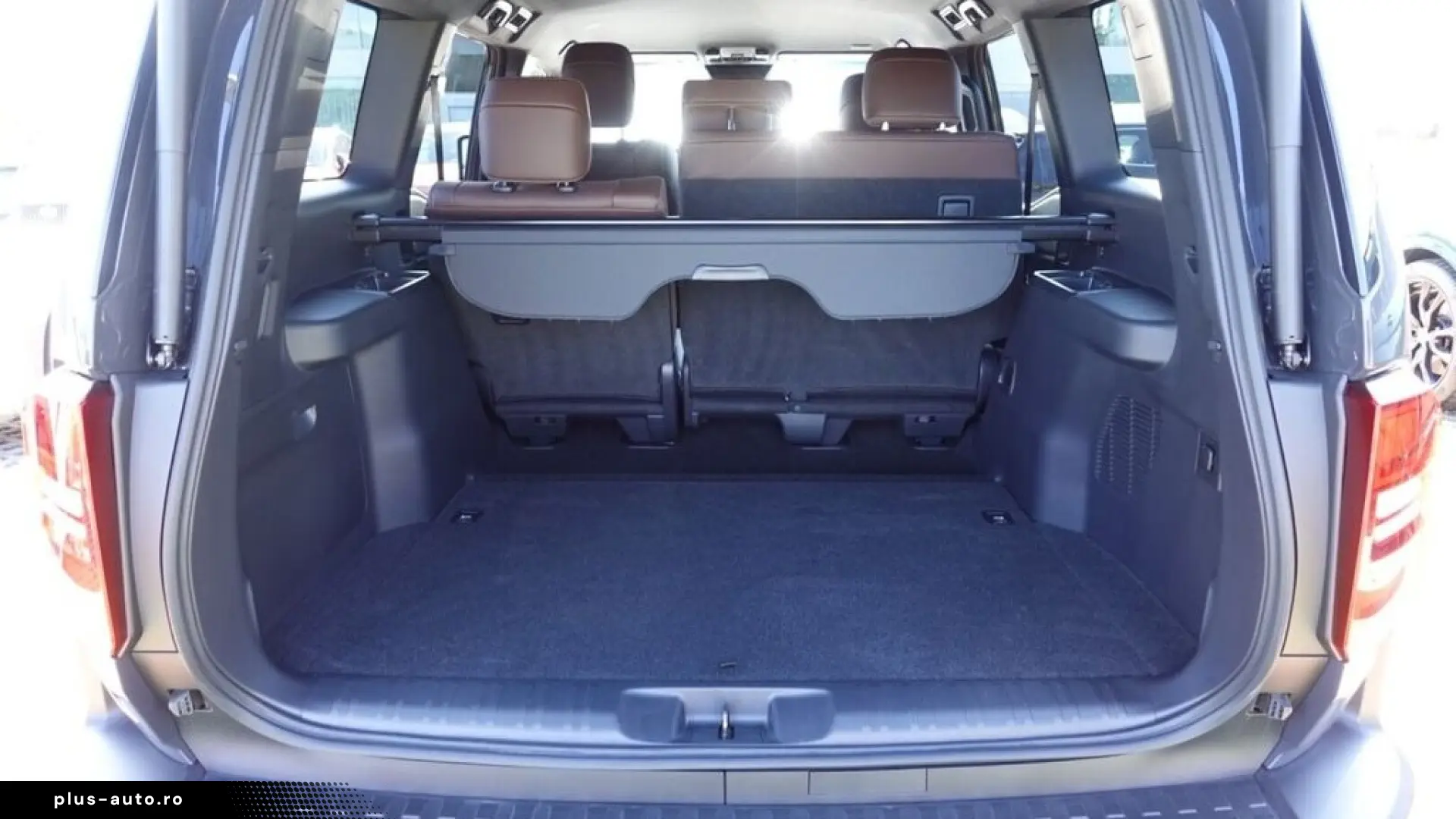 Toyota Land Cruiser 2.8 D-4D 8AT Invincible 360