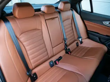 Alfa Romeo Giulia Veloce Q4.TOP