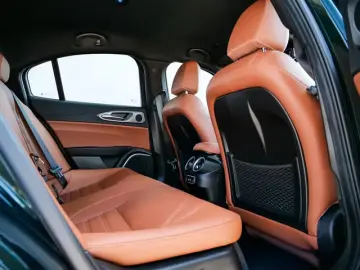 Alfa Romeo Giulia Veloce Q4.TOP