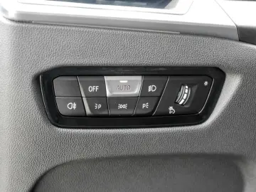 BMW M2 Coupé M Sport HUD ACC RFK NAVI LED PDC V H