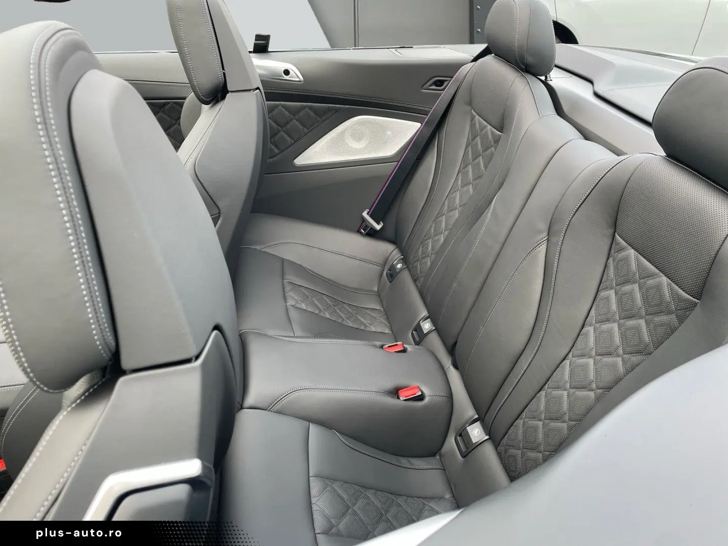 BMW M8 Cabrio Comp M Drivers B&W ACC 360 Kamera