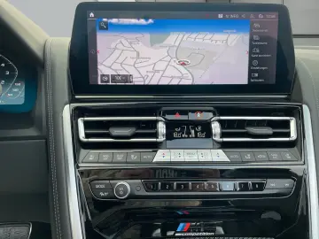 BMW M8 Cabrio Comp M Drivers B&W ACC 360 Kamera