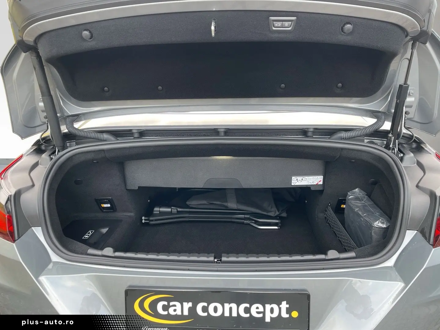 BMW M8 Cabrio Comp M Drivers B&W ACC 360 Kamera