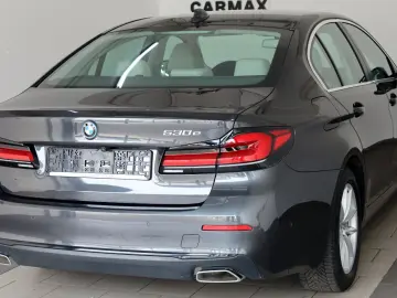 BMW 530e Leder Navi LED SpSi SH Kamera Parkassist.