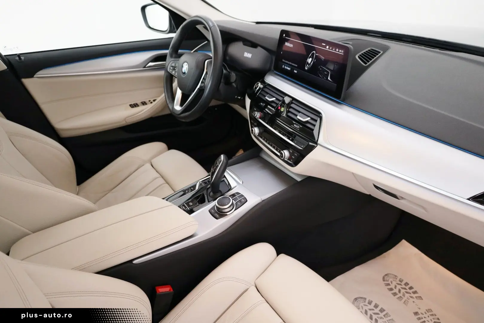 BMW 530e Leder Navi LED SpSi SH Kamera Parkassist.