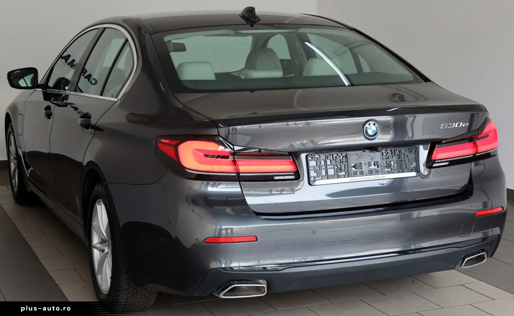 BMW 530e Leder Navi LED SpSi SH Kamera Parkassist.