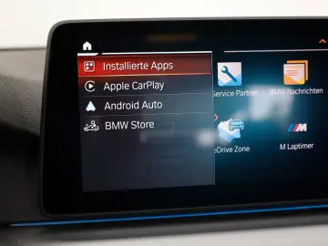 BMW 530e Leder Navi LED SpSi SH Kamera Parkassist.