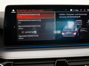 BMW 530e Leder Navi LED SpSi SH Kamera Parkassist.