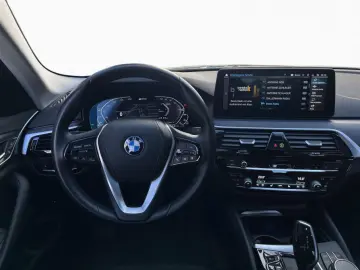 BMW 530e Lim Aut AHK Ad.LED HUD GSD LiCoPro DA KAM