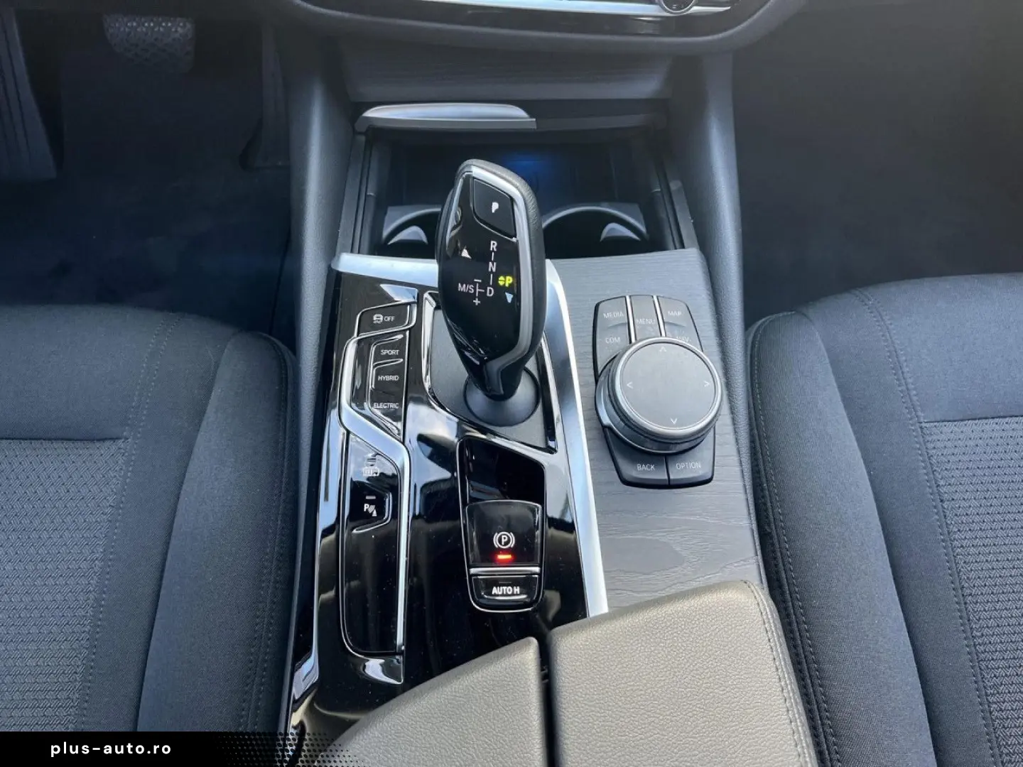BMW 530e Lim Aut AHK Ad.LED HUD GSD LiCoPro DA KAM