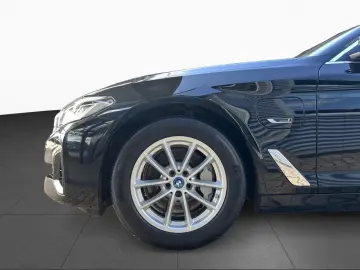 BMW 530e Lim Aut AHK Ad.LED HUD GSD LiCoPro DA KAM