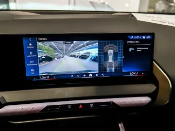BMW X3 20d xDrive RFK NAVI LED PDC V H DAB Parkass.