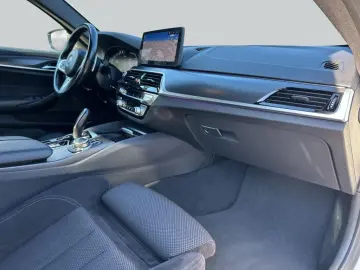 BMW 530e xDrive Aut. M-Paket AHK Laser HeadUp H&K