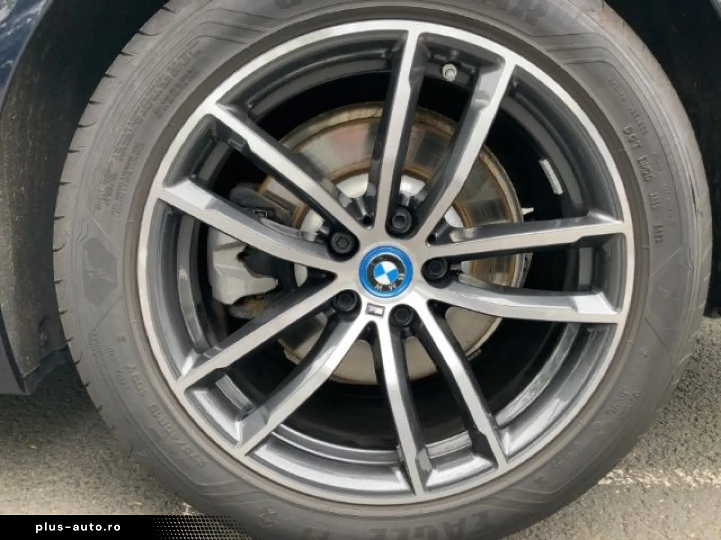 BMW 530 e Limo M-Sport HUD Leder Komfort Laser 4-Zon