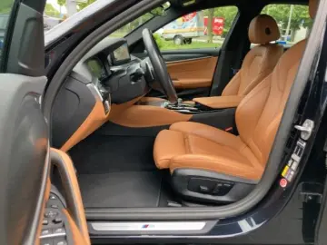 BMW 530 e Limo M-Sport HUD Leder Komfort Laser 4-Zon