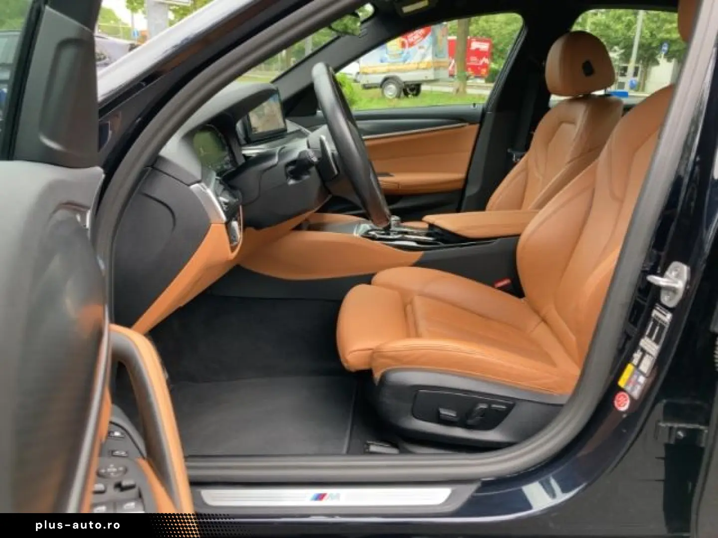 BMW 530 e Limo M-Sport HUD Leder Komfort Laser 4-Zon