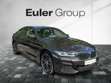 BMW 530 e Limo M-Sport HUD Laser Leder KomfortZugang