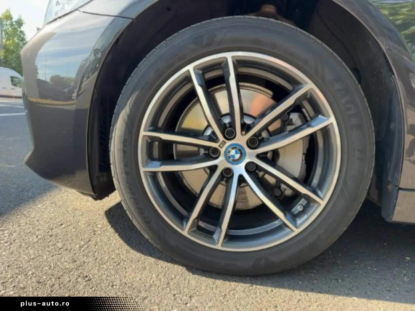BMW 530 e Limo M-Sport HUD Laser Leder KomfortZugang