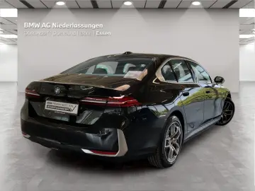 BMW 530e Limousine LiveCockpitProf Kamera LED Alarm