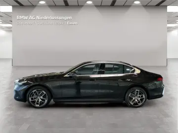 BMW 530e Limousine LiveCockpitProf Kamera LED Alarm