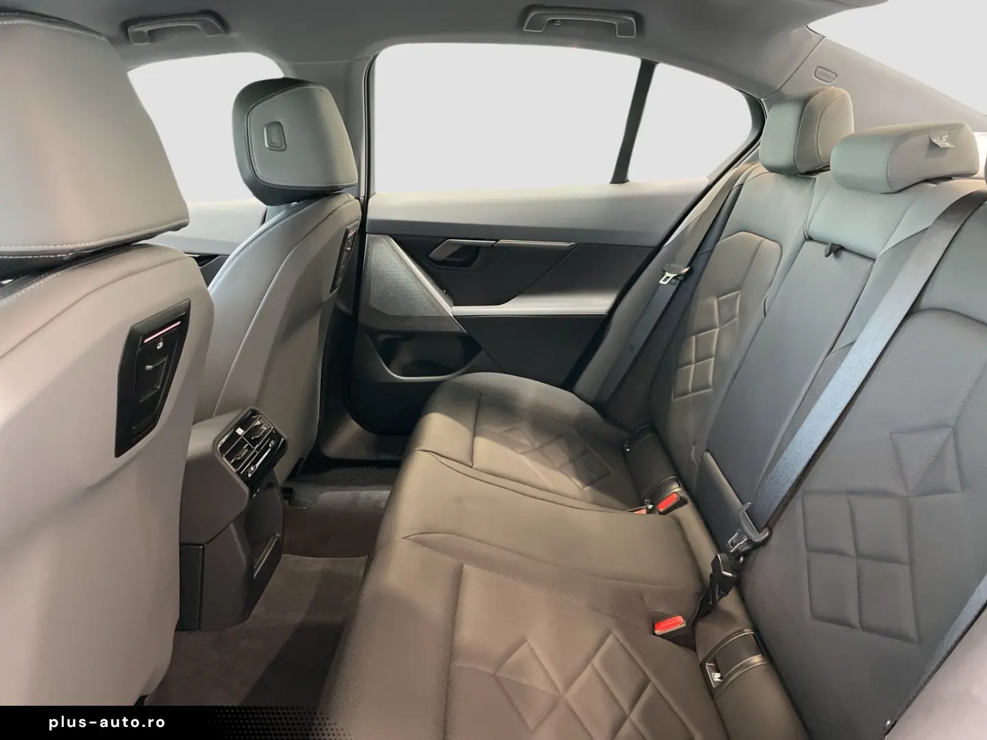 BMW 530e Limousine LiveCockpitProf Kamera LED Alarm