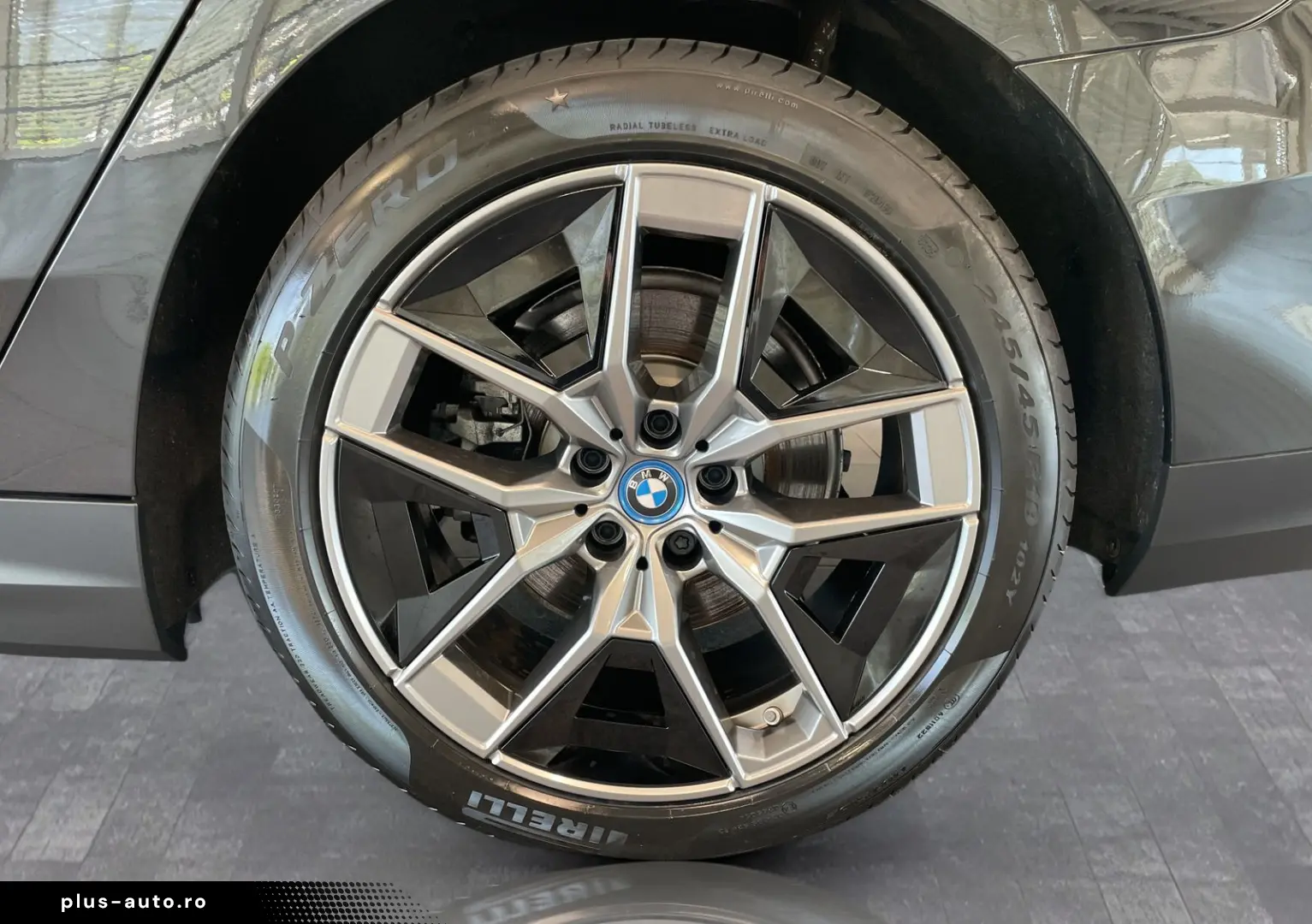 BMW 530e Limousine LiveCockpitProf Kamera LED Alarm