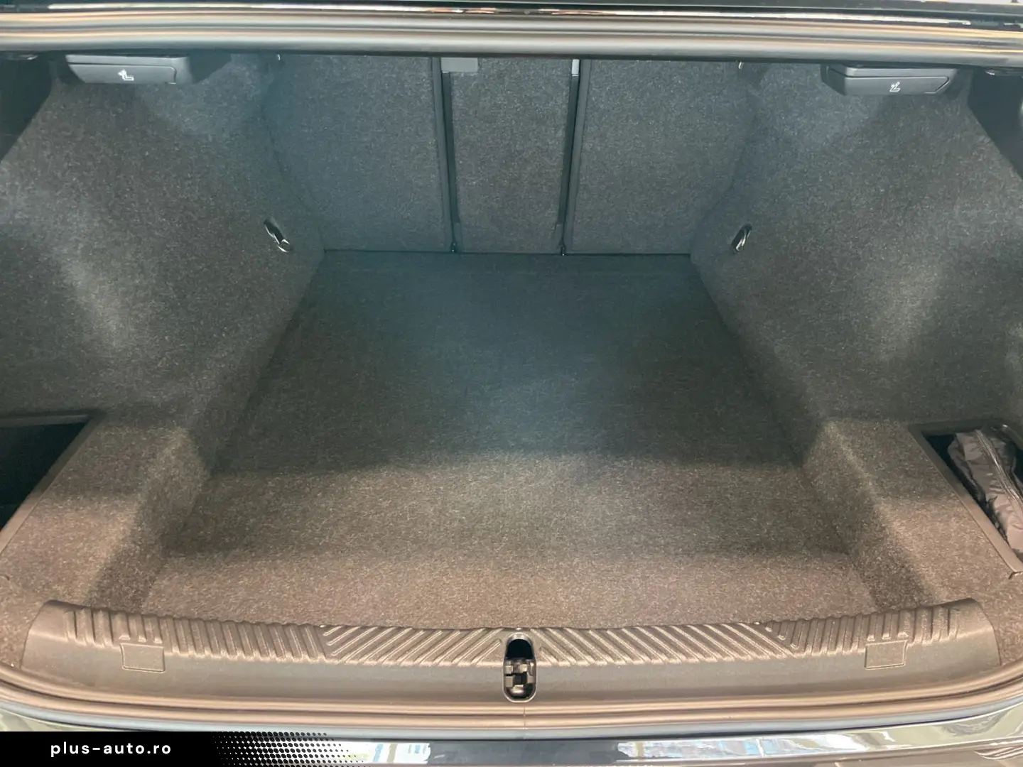 BMW 530e Limousine LiveCockpitProf Kamera LED Alarm