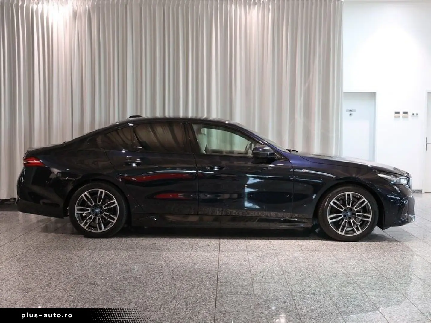 BMW 530e Lim. M Sport Adp.LED HarmKar DrivAssProf. 3
