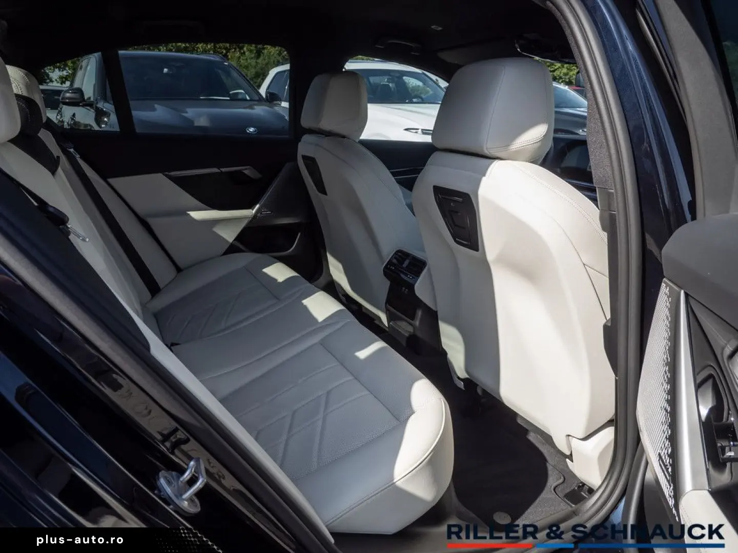 BMW 530e M-Sport NAVI AHK ACC HUD SITZBELÜFTUNG 360