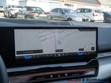 BMW 530e M-Sport NAVI AHK ACC HUD SITZBELÜFTUNG 360