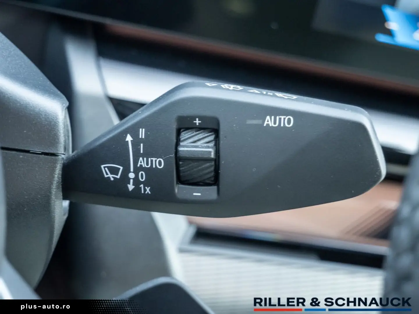 BMW 530e M-Sport NAVI AHK ACC HUD SITZBELÜFTUNG 360